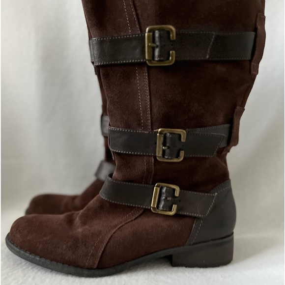 Eddie Bauer Size 7.5 Brown Leather/Textile Zippered Boots with Buckle Accents - Picture 5 of 16